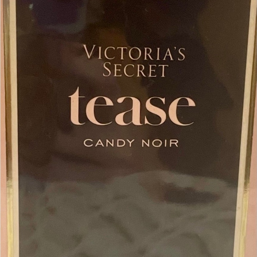Brand new 50 mil of tease candy noir still in wrapping.